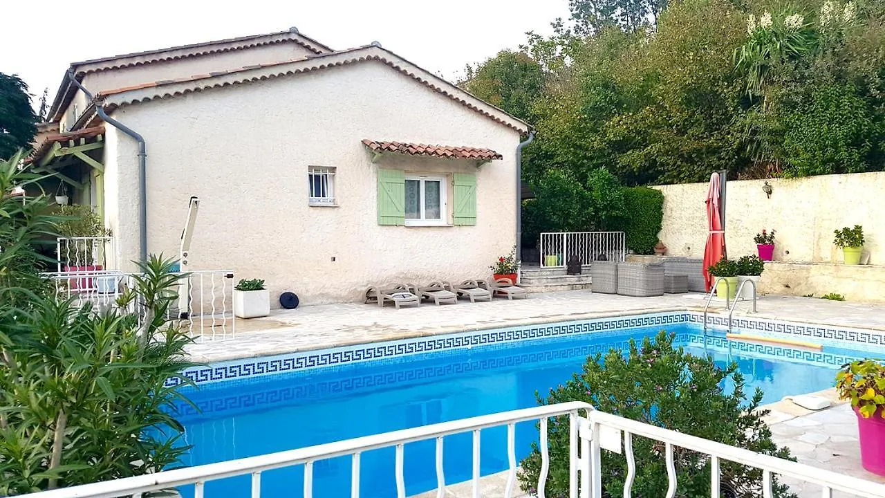 Le Jacaranda Villa Villeneuve-Loubet 0*,  France